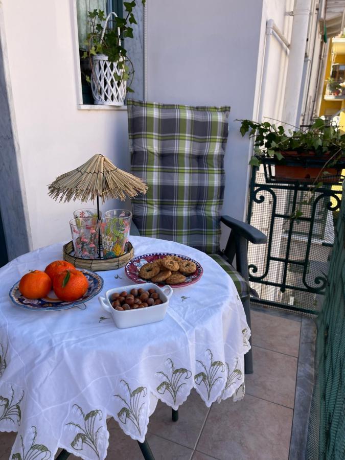 A Casa Di Stella Salerno Exterior foto